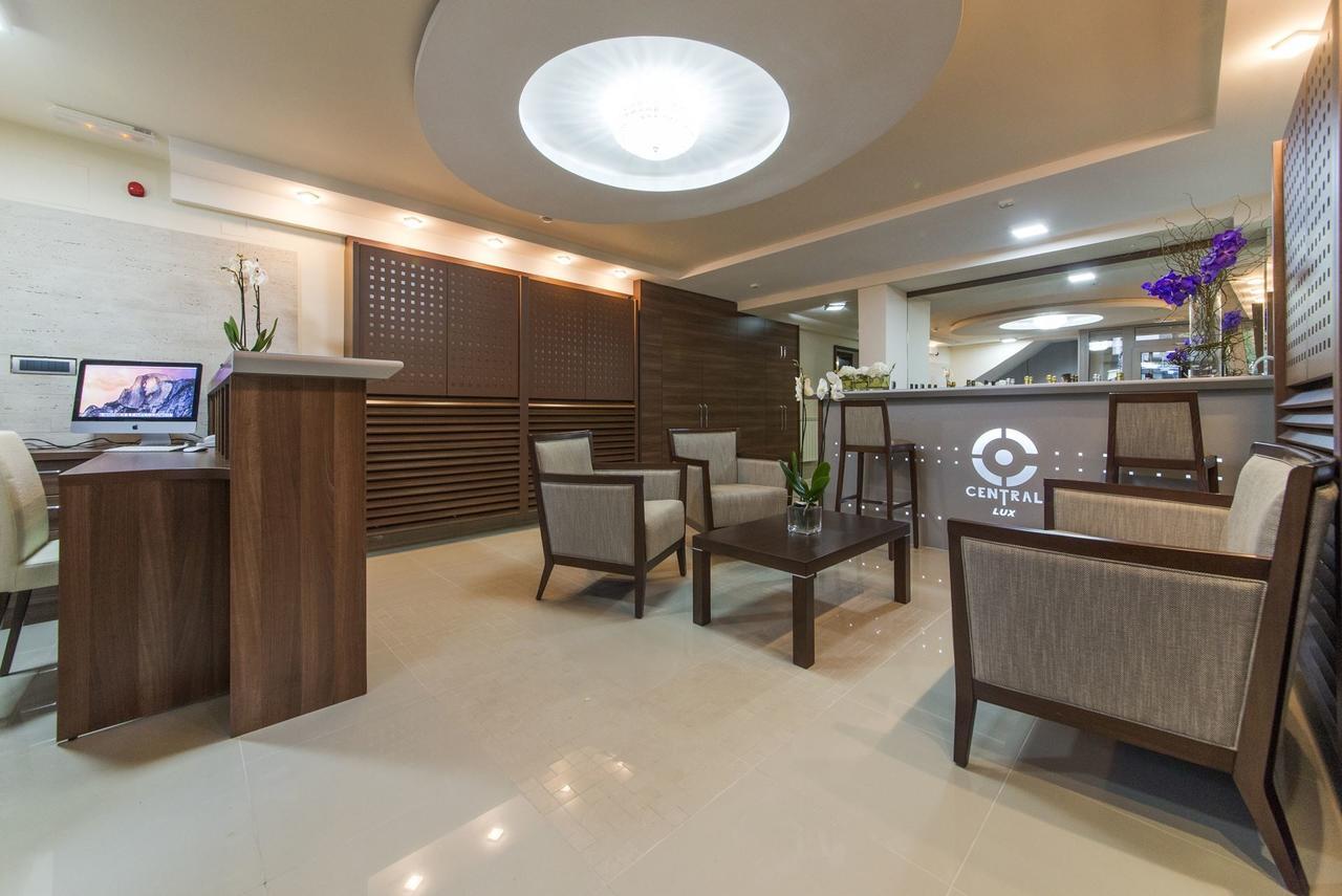 Garni Hotel Central Lux Kragujevac Zewnętrze zdjęcie