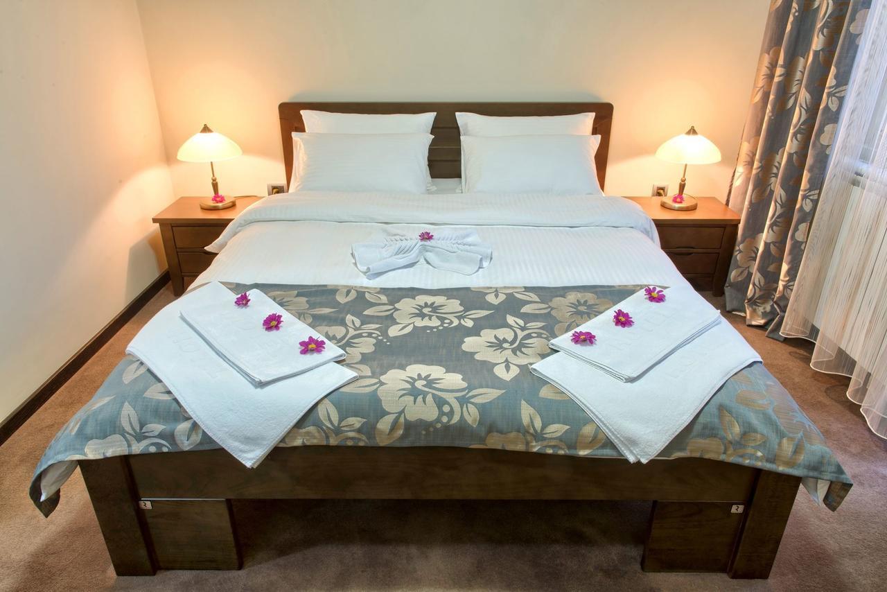 Garni Hotel Central Lux Kragujevac Zewnętrze zdjęcie