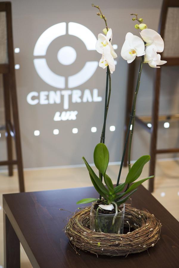 Garni Hotel Central Lux Kragujevac Zewnętrze zdjęcie